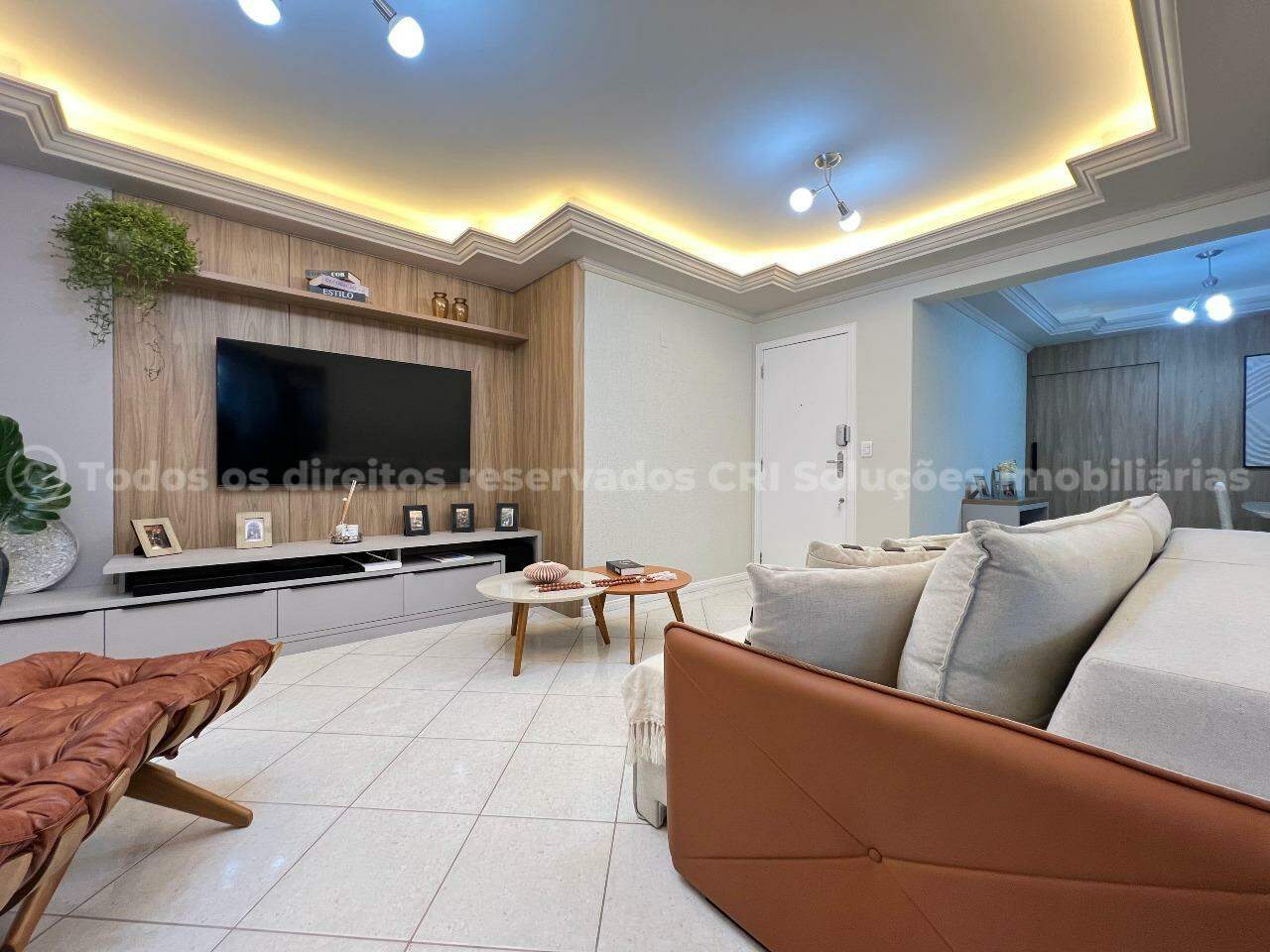 Apartamento mobiliado 4 dormitórios Residencial Tainara Meia Praia Itapema