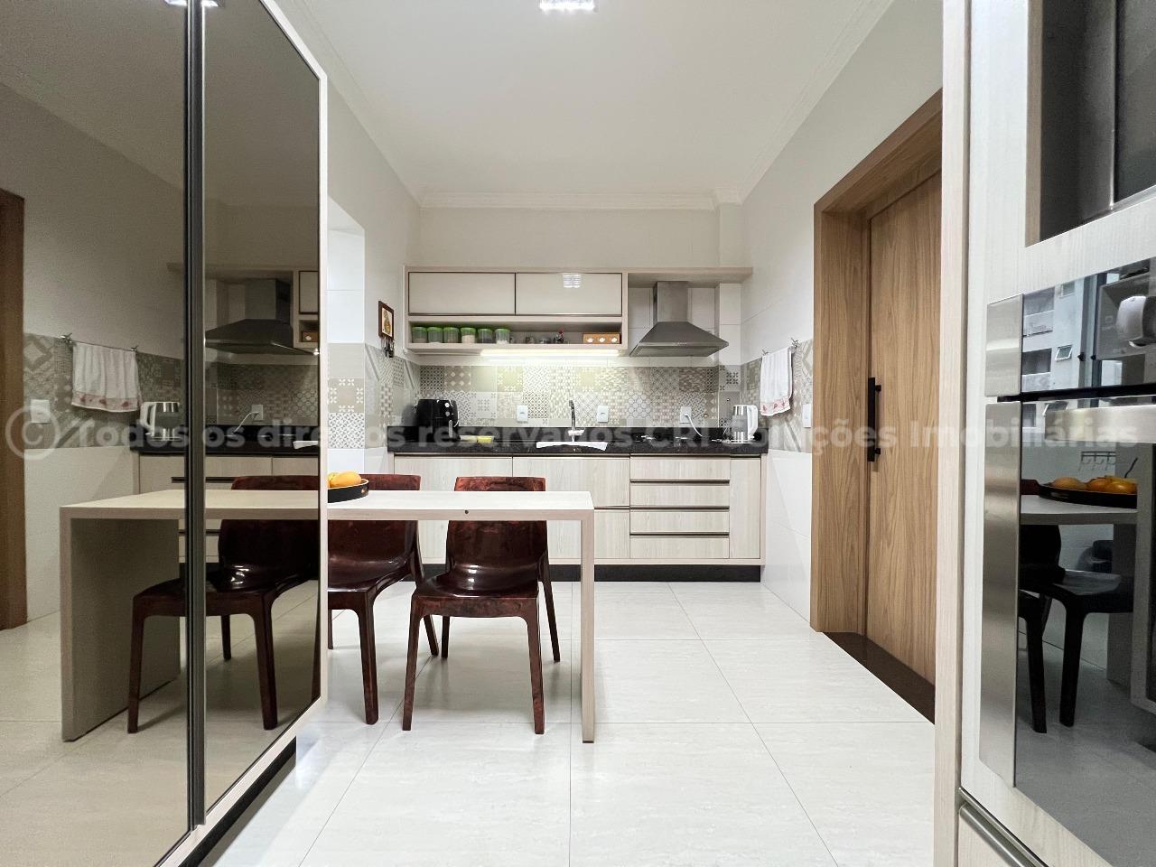 Foto do imóvel Apartamento à venda, 4 quartos, 2 suítes, 2 vagas, Meia Praia - Itapema/SC