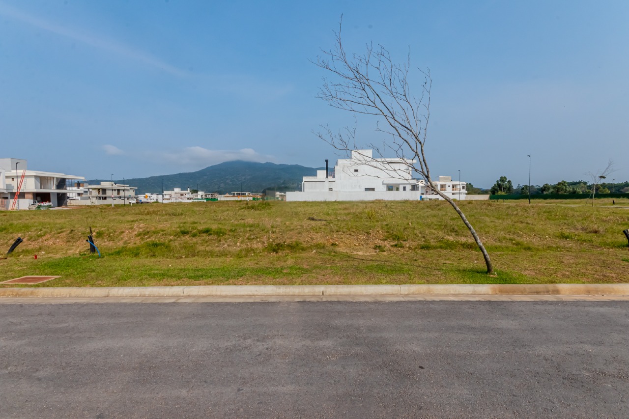 Terreno à venda no VivaPark Porto Belo no Balneário Perequê