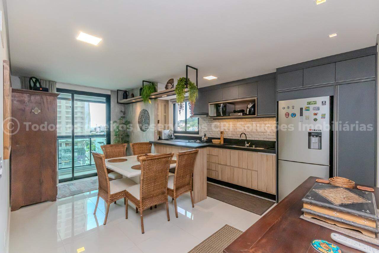 Apartamento mobiliado no Brava View em Itajaí – 3 dormitórios e lazer completo na Praia Brava