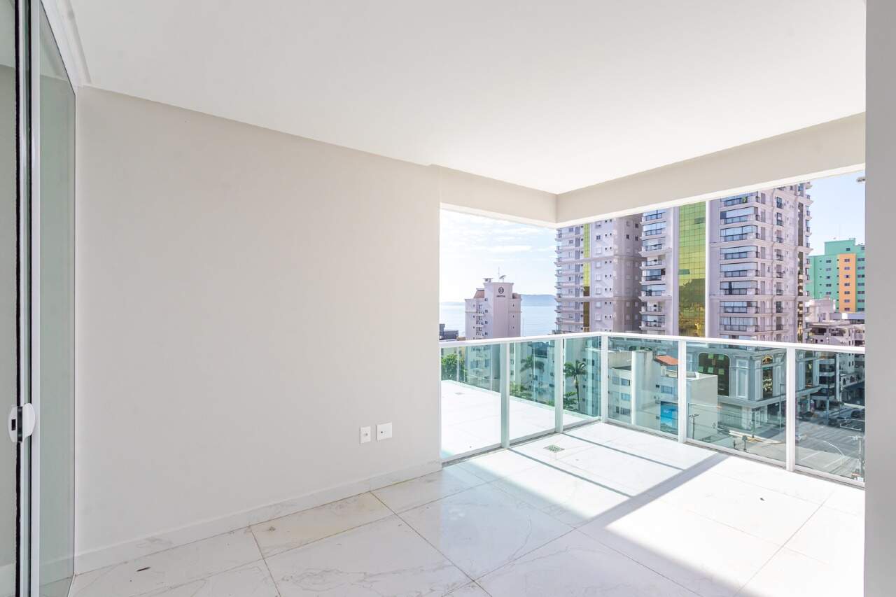 Foto do imóvel Apartamento no Garden Square com 3 suítes, varanda gourmet e 3 vagas – Meia Praia, Itapema