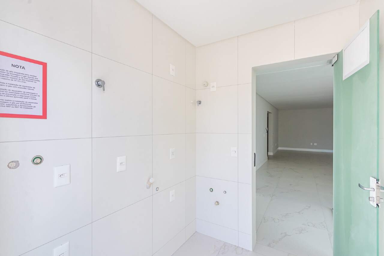Foto do imóvel Apartamento no Garden Square com 3 suítes, varanda gourmet e 3 vagas – Meia Praia, Itapema