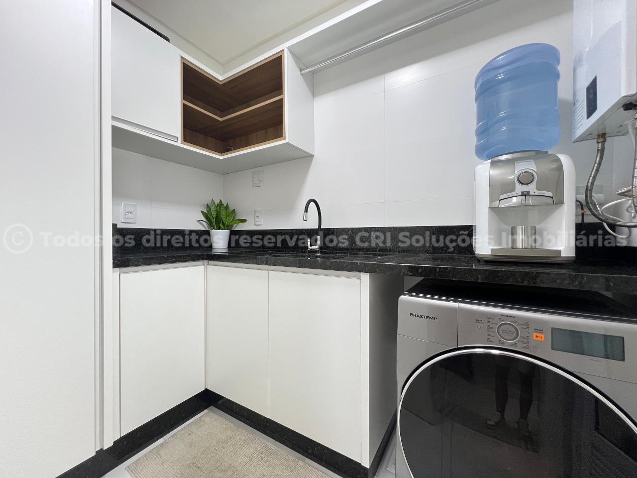 Foto do imóvel Apartamento Mobiliado na Quadra do mar em Meia Praia/Itapema