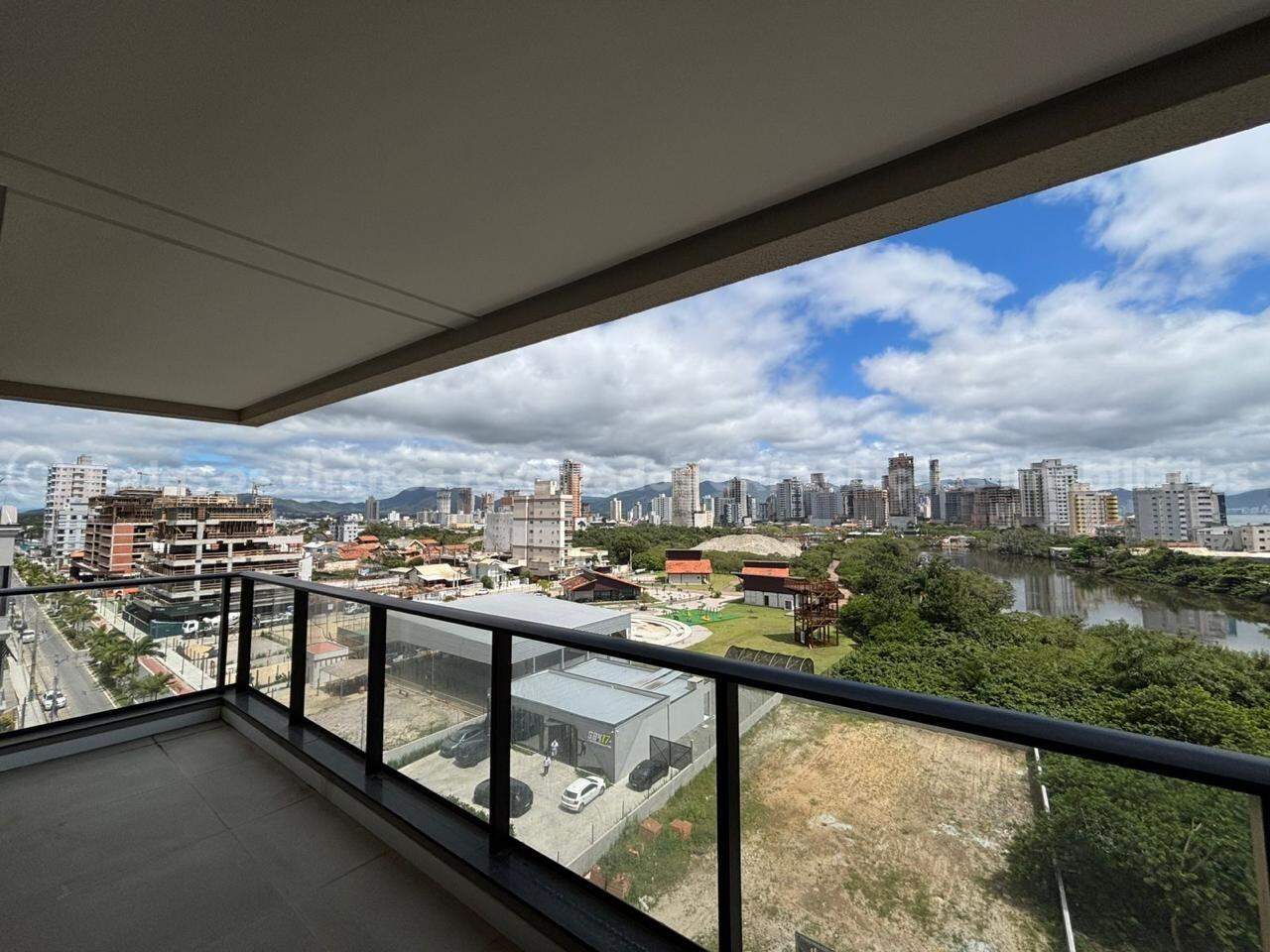Foto do imóvel Apartamento 3 suítes em Balneário Pereque, Porto Belo