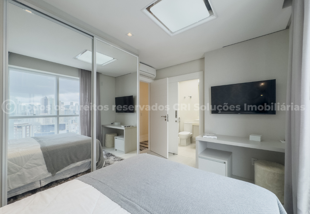 Foto do imóvel Cobertura Duplex Mobiliada com 03 Suítes Frente Mar á venda no Edifício Gran Felicitá em Balneário Camboriú